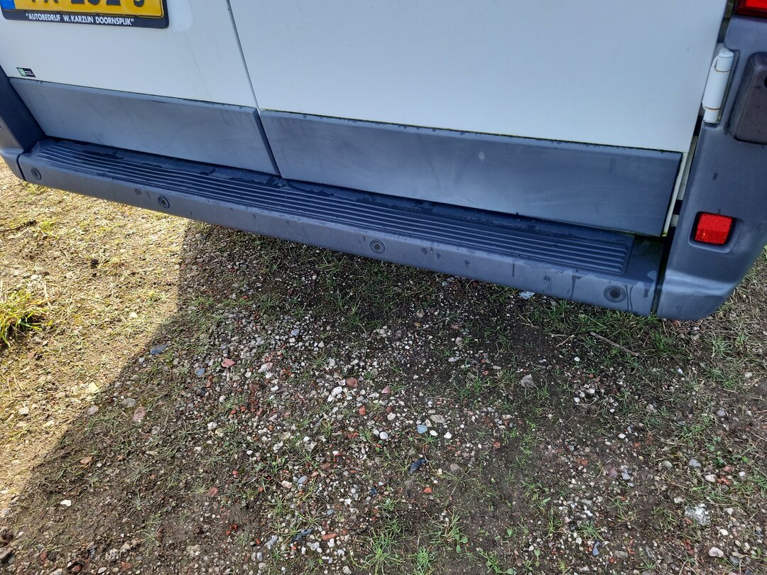 Peugeot Boxer 2.0 BlueHDi L2H2 Premium 131pk Closed van – foto 6 – kavel bij BAS World Auctions, Zwolle