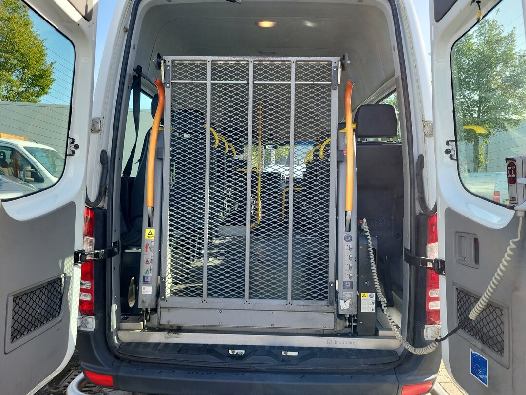 Mercedes Sprinter 314 CDI 9 Persons Wheelchair Automatic Lift DAMAGED! MOT 28-11-2026 2016 – foto 5 – kavel bij BAS World Auctions, Zwolle