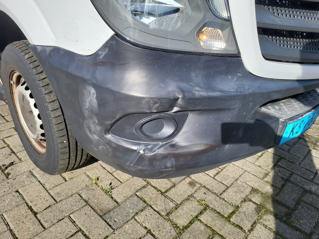 Mercedes Sprinter 314 CDI 9 Persons Wheelchair Automatic Lift DAMAGED! MOT 28-11-2026 2016 – foto 9 – kavel bij BAS World Auctions, Zwolle