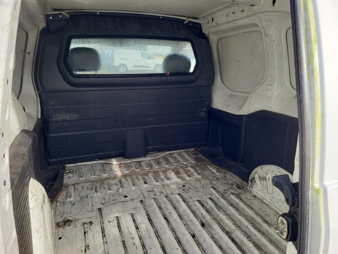 Citroën Berlingo 1.6 HDI 75pk MOT 09-02-2027 – foto 7 – kavel bij BAS World Auctions, Zwolle