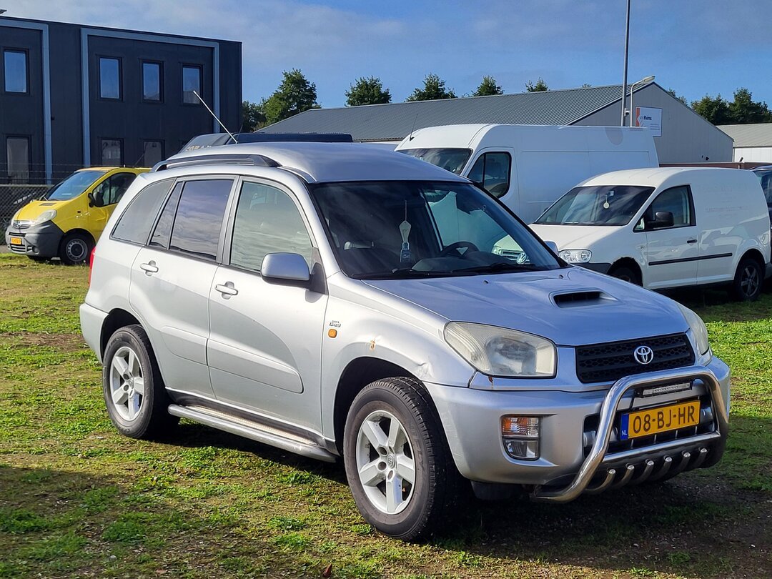 Toyota RAV4 2.0 D-4D Linea Luna 116pk 2003 – foto 3 – kavel bij BAS World Auctions, Zwolle