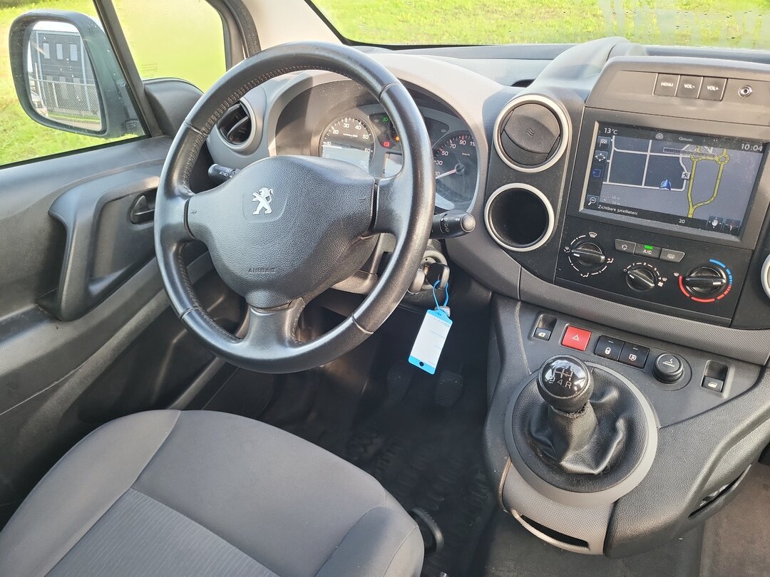 Peugeot Partner 1.6 BlueHDI L2 XR 99pk EURO6 2015 – foto 10 – kavel bij BAS World Auctions, Zwolle