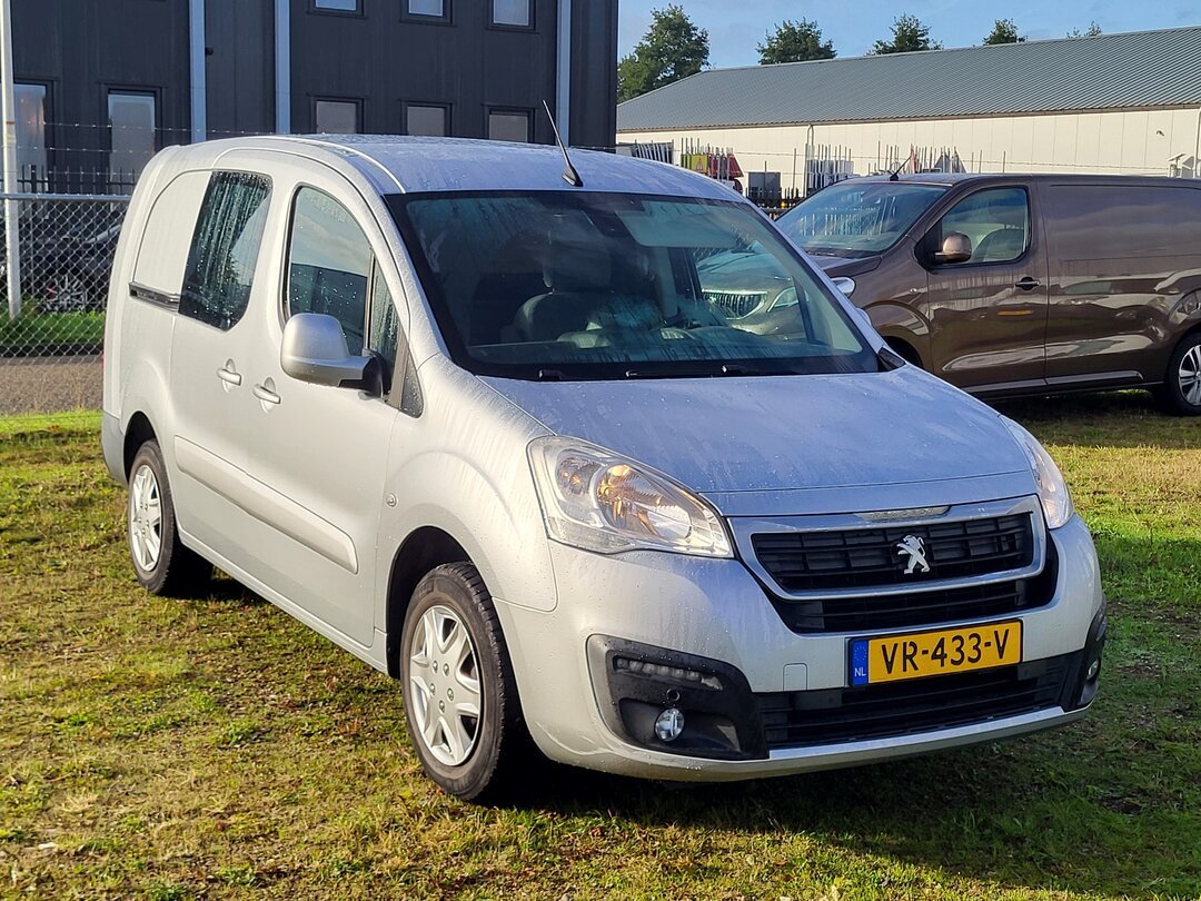 Peugeot Partner 1.6 BlueHDI L2 XR 99pk EURO6 2015 – foto 3 – kavel bij BAS World Auctions, Zwolle