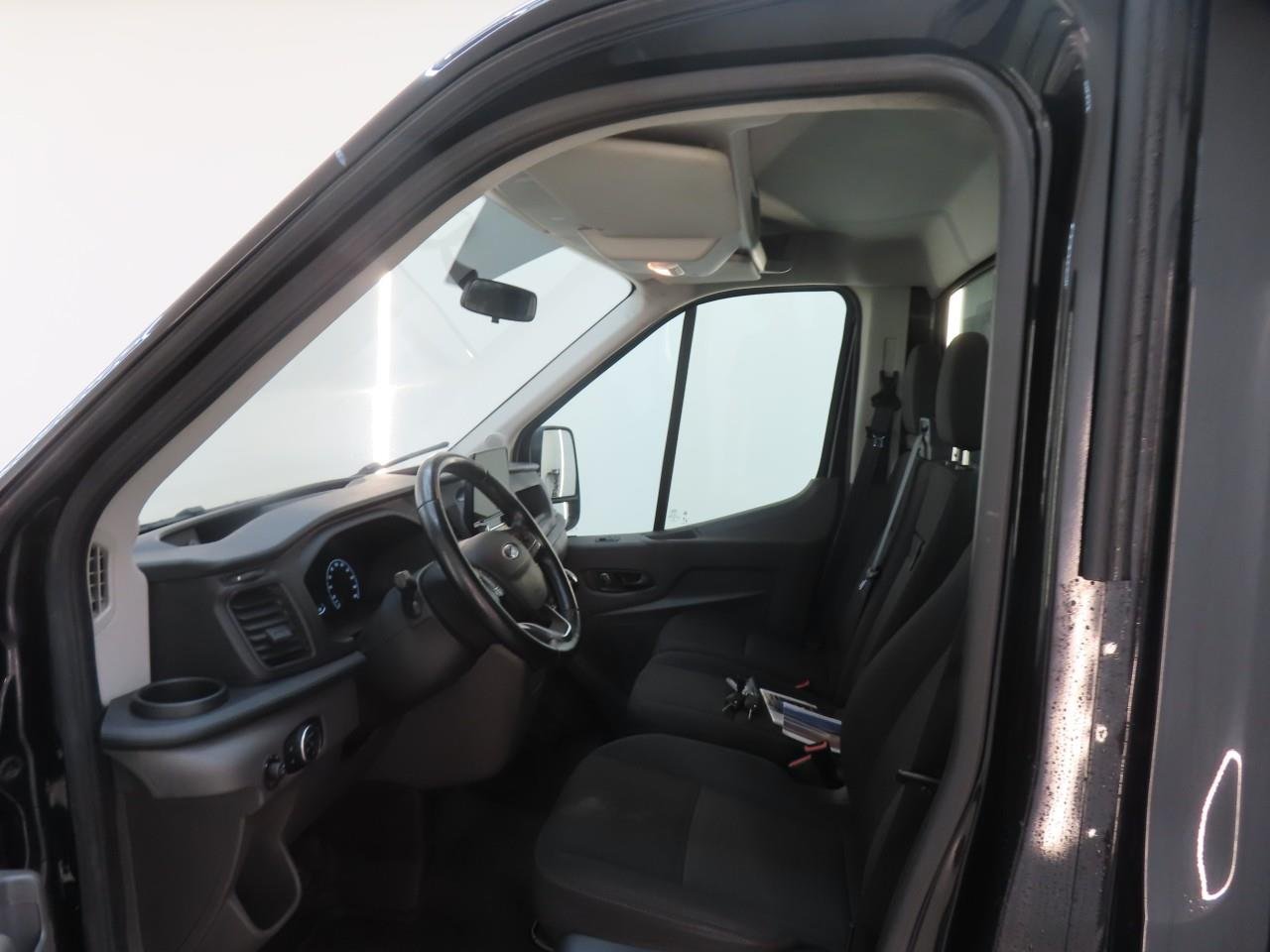 FORD TRANSIT 350 170pk L2H1 Trend RWD CC – foto 7 – kavel bij BAS World Auctions, Veghel
