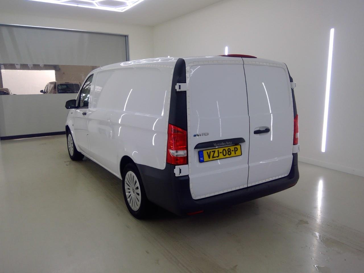 MERCEDES-BENZ eVito eVito Bestelwagen L2 66kWh 4d – foto 5 – kavel bij BAS World Auctions, Veghel