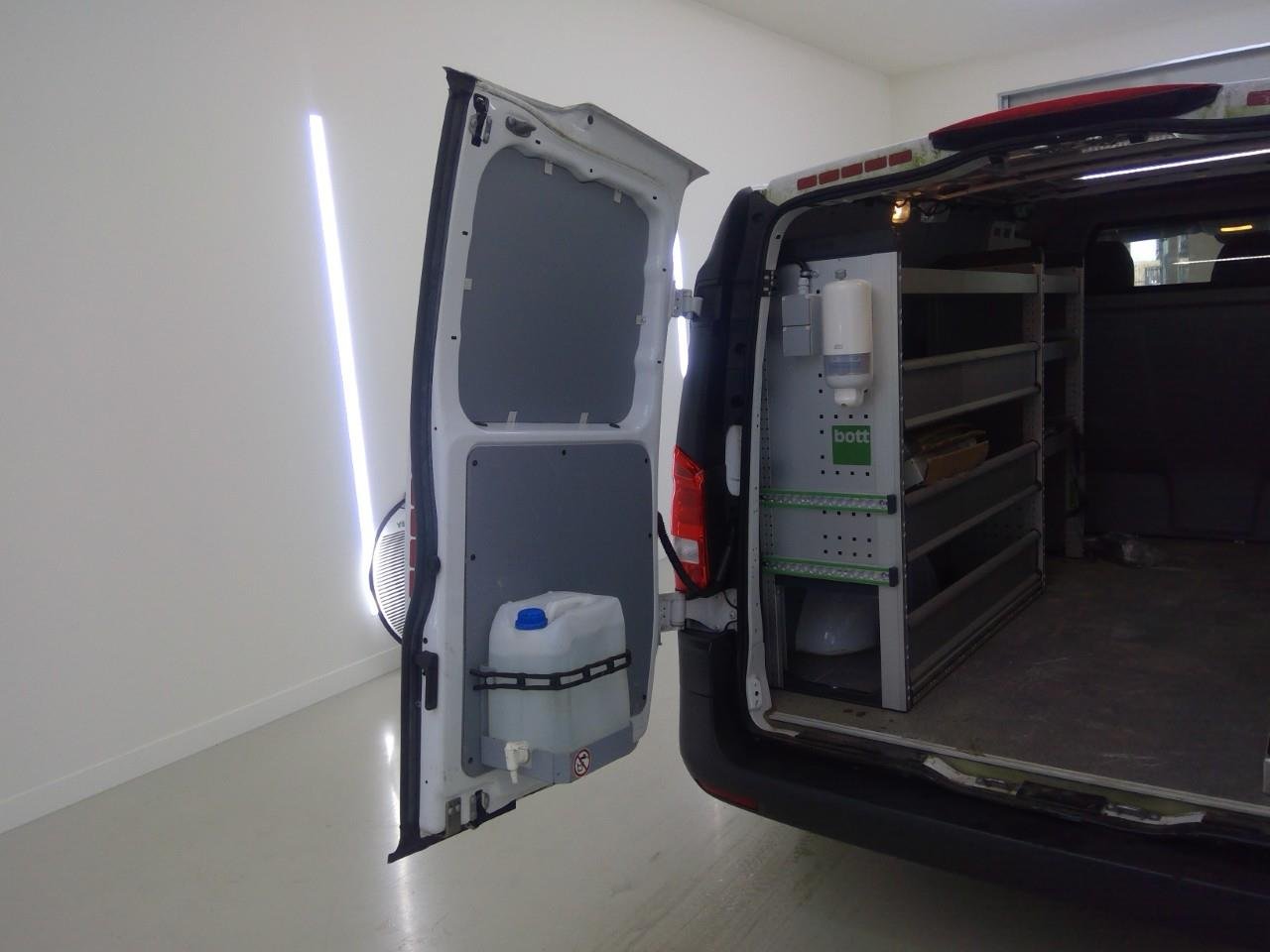 MERCEDES-BENZ eVito eVito Bestelwagen L2 66kWh 4d – foto 8 – kavel bij BAS World Auctions, Veghel