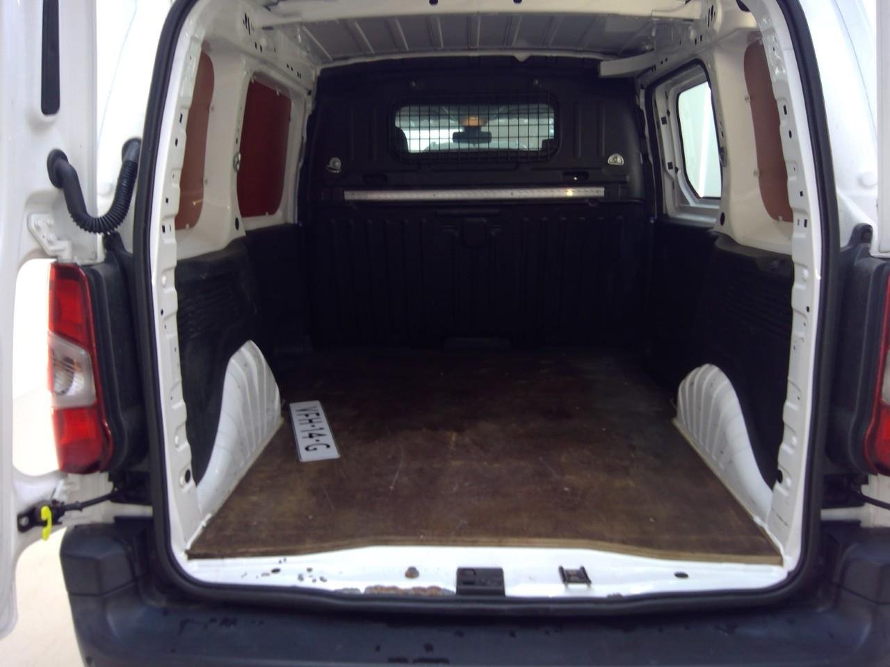 CITROËN Berlingo Van BlueHDi 100 S&S Club 1000 kg 4d – foto 8 – kavel bij BAS World Auctions, Veghel