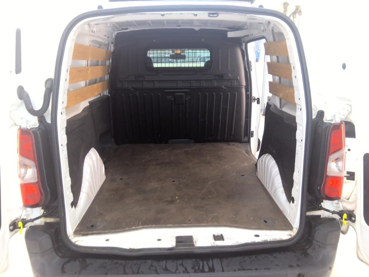 OPEL COMBO L1H1 1.2 81kW S/S Edition 4d – foto 8 – kavel bij BAS World Auctions, Veghel