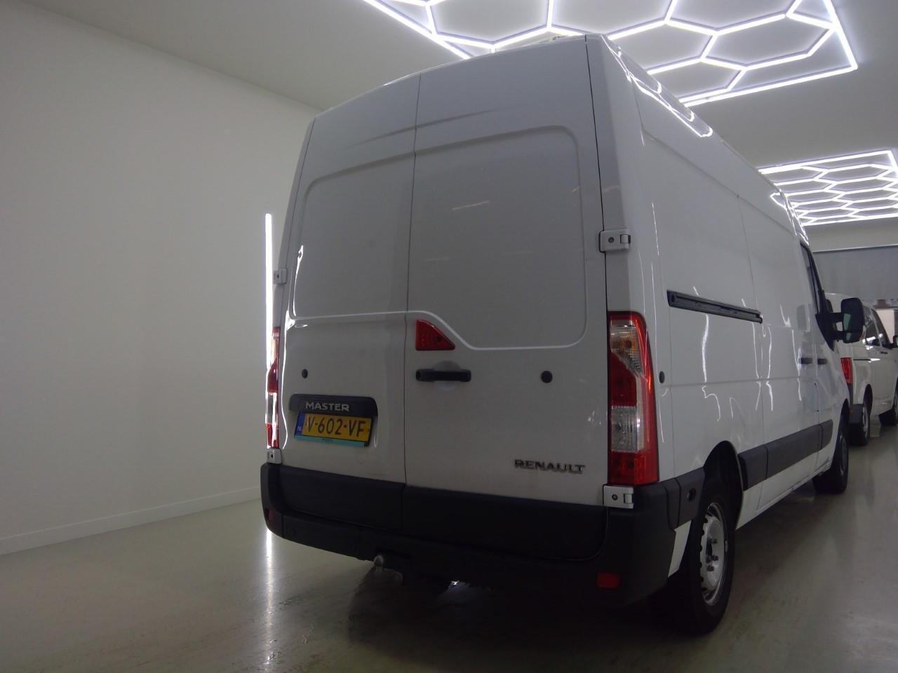 RENAULT MASTER GB 2.3 Energy dCi 145pk L2H2 T33 FWD EU6 – foto 2 – kavel bij BAS World Auctions, Veghel