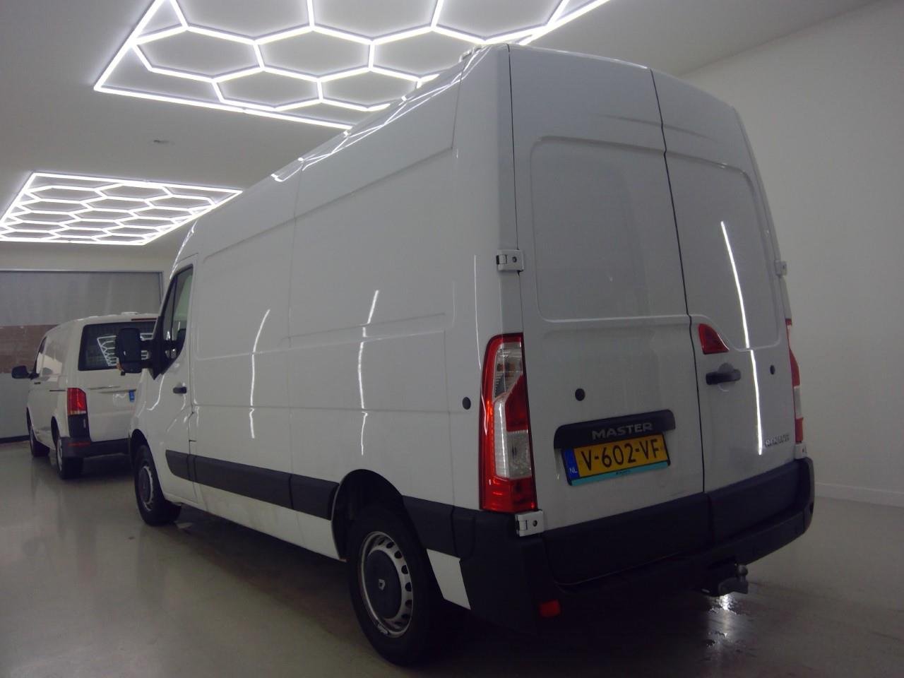 RENAULT MASTER GB 2.3 Energy dCi 145pk L2H2 T33 FWD EU6 – foto 4 – kavel bij BAS World Auctions, Veghel