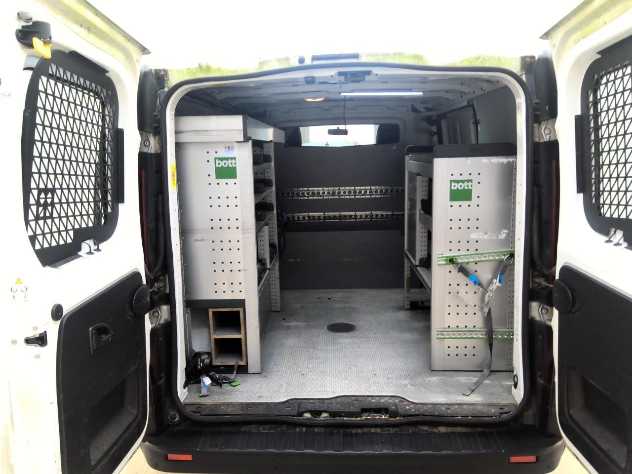 RENAULT TRAFIC L1H1 T29 ENERGY 2.0 dCi 120 Comfort – foto 10 – kavel bij BAS World Auctions, Veghel