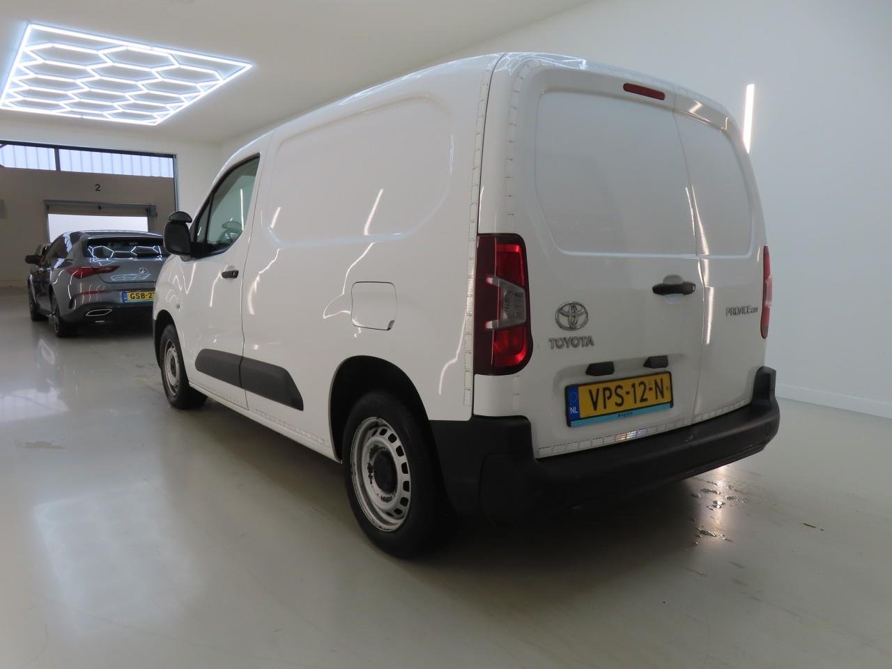 TOYOTA Proace City 1.5 D-4D 100pk Live 4d – foto 4 – kavel bij BAS World Auctions, Veghel