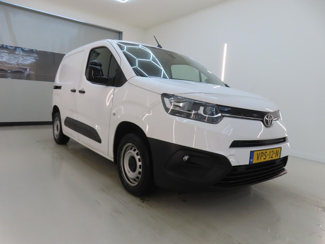 TOYOTA Proace City 1.5 D-4D 100pk Live 4d – foto 2 – kavel bij BAS World Auctions, Veghel