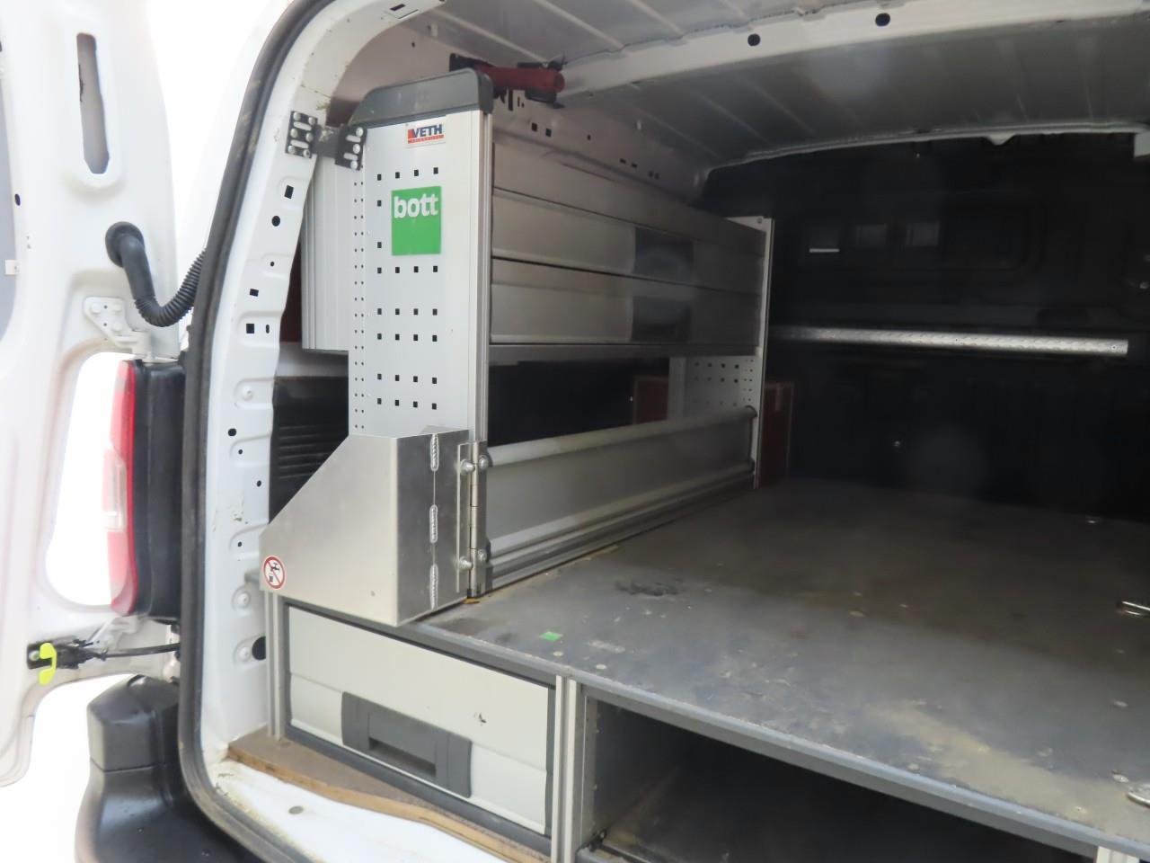 TOYOTA Proace City 1.5 D-4D 100pk Live 4d – foto 9 – kavel bij BAS World Auctions, Veghel