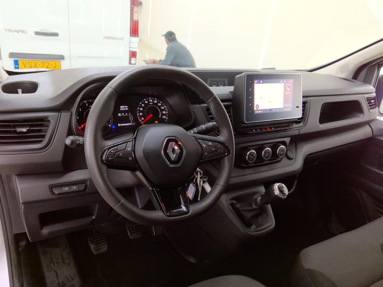 RENAULT TRAFIC L2H1 T30 2.0 dCi 110 comfort 4d – foto 3 – kavel bij BAS World Auctions, Veghel