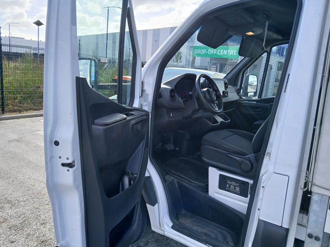 Mercedes Sprinter 519 CDI Automatic Curtainsides – foto 8 – kavel bij BAS World Auctions, Veghel