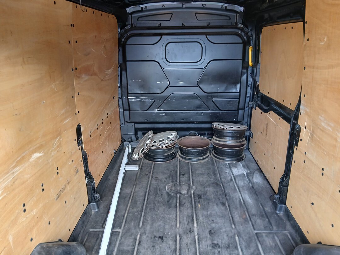 Ford Transit Automatic L3H2 170pk EURO6 Closed van – foto 7 – kavel bij BAS World Auctions, Veghel