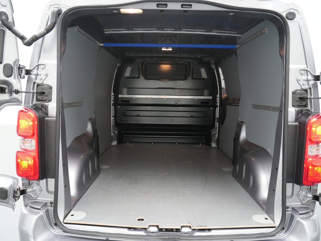 Citroën Jumpy 145pk Closed van L2H1 Airco Navi Camera Cruise LMV Parkeersensoren Euro6 L2 – foto 9 – kavel bij BAS World Auctions, Veghel