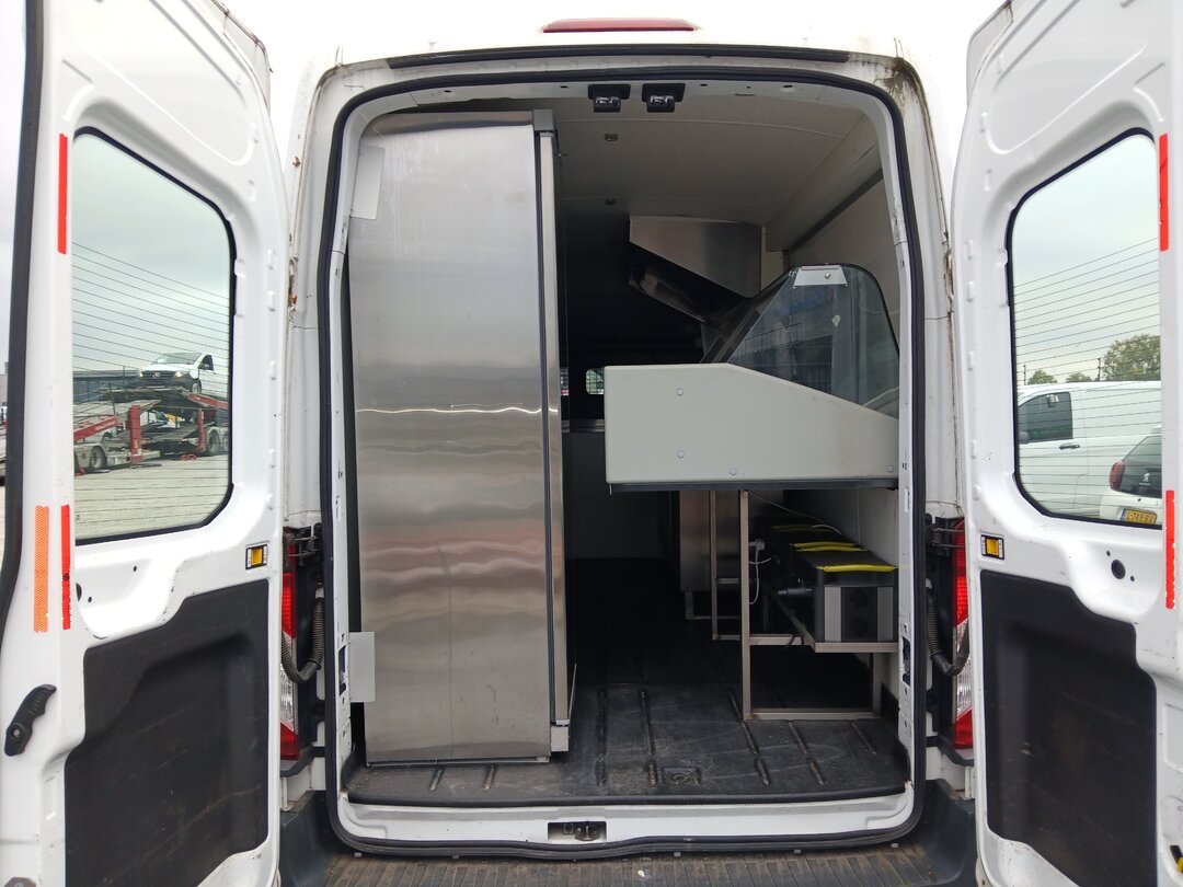 Ford Transit FOODTRUCK L4H3 155PK Closed van 2014 MOT 22-02-2027 – foto 7 – kavel bij BAS World Auctions, Veghel