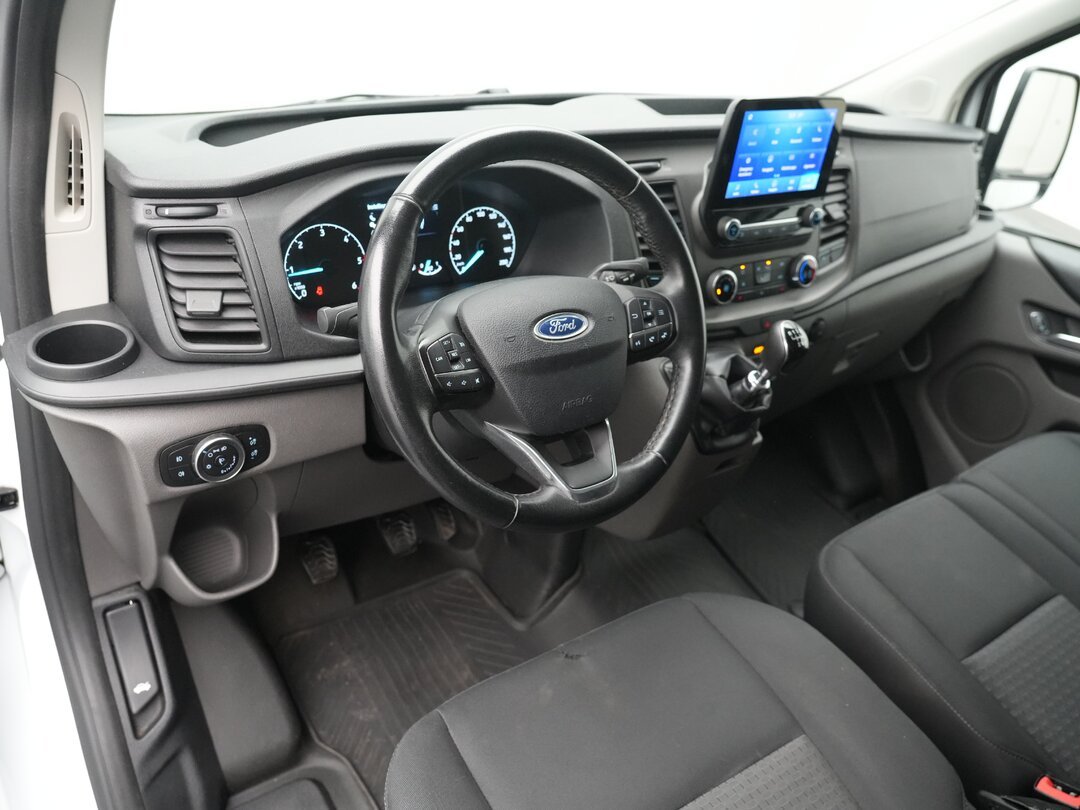Ford Transit Custom 130PK Closed van L1H1 Airco Navi Cruise Camera Euro6 – foto 4 – kavel bij BAS World Auctions, Veghel