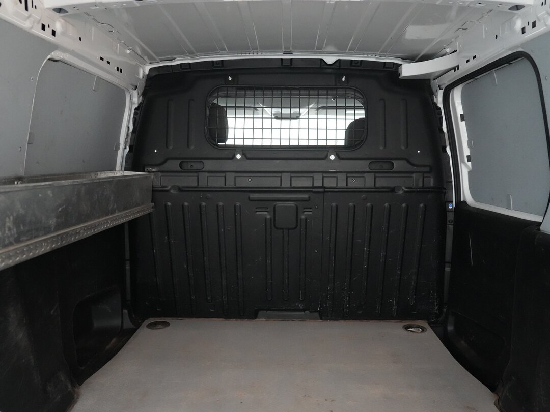 Opel Combo 102pk Closed van L2H1 Maxi Airco Navi Carplay Parkeersensoren Euro6 L2 – foto 10 – kavel bij BAS World Auctions, Veghel