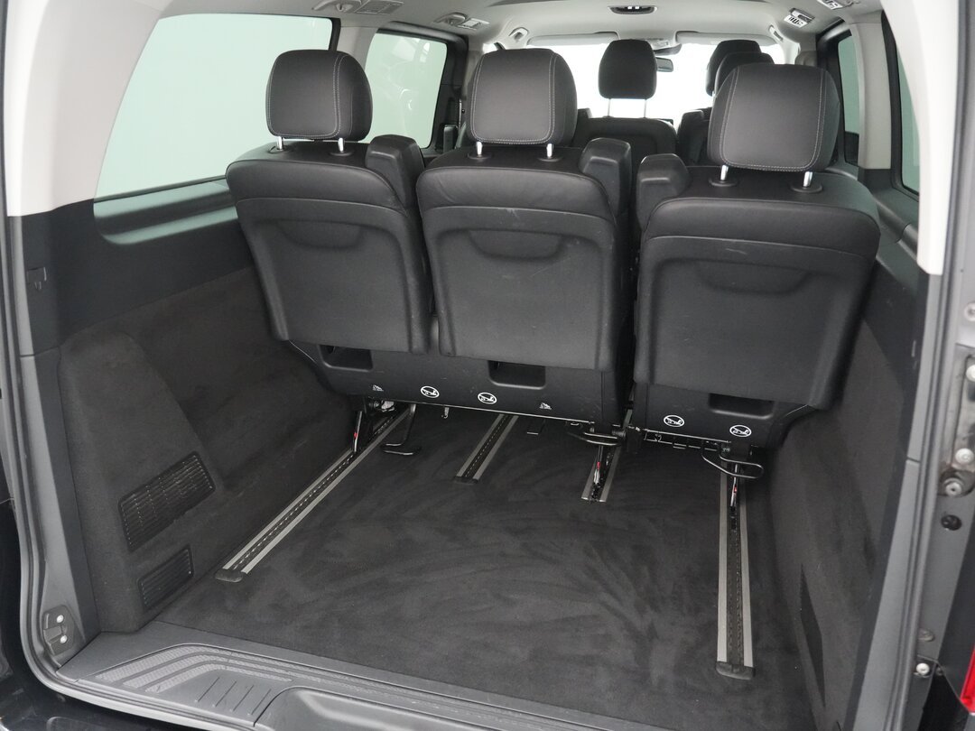 Mercedes V-Klasse 250 Passenger transport Automaat XL Personenvervoer AC/Climate 10"MBUX Carplay Navi Camera LED Euro6 L3H1 – foto 10 – kavel bij BAS World Auctions, Veghel