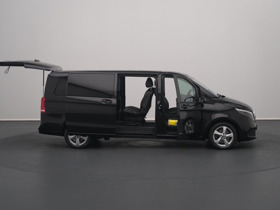 Mercedes V-Klasse 250 Passenger transport Automaat XL Personenvervoer AC/Climate 10"MBUX Carplay Navi Camera LED Euro6 L3H1 – foto 7 – kavel bij BAS World Auctions, Veghel