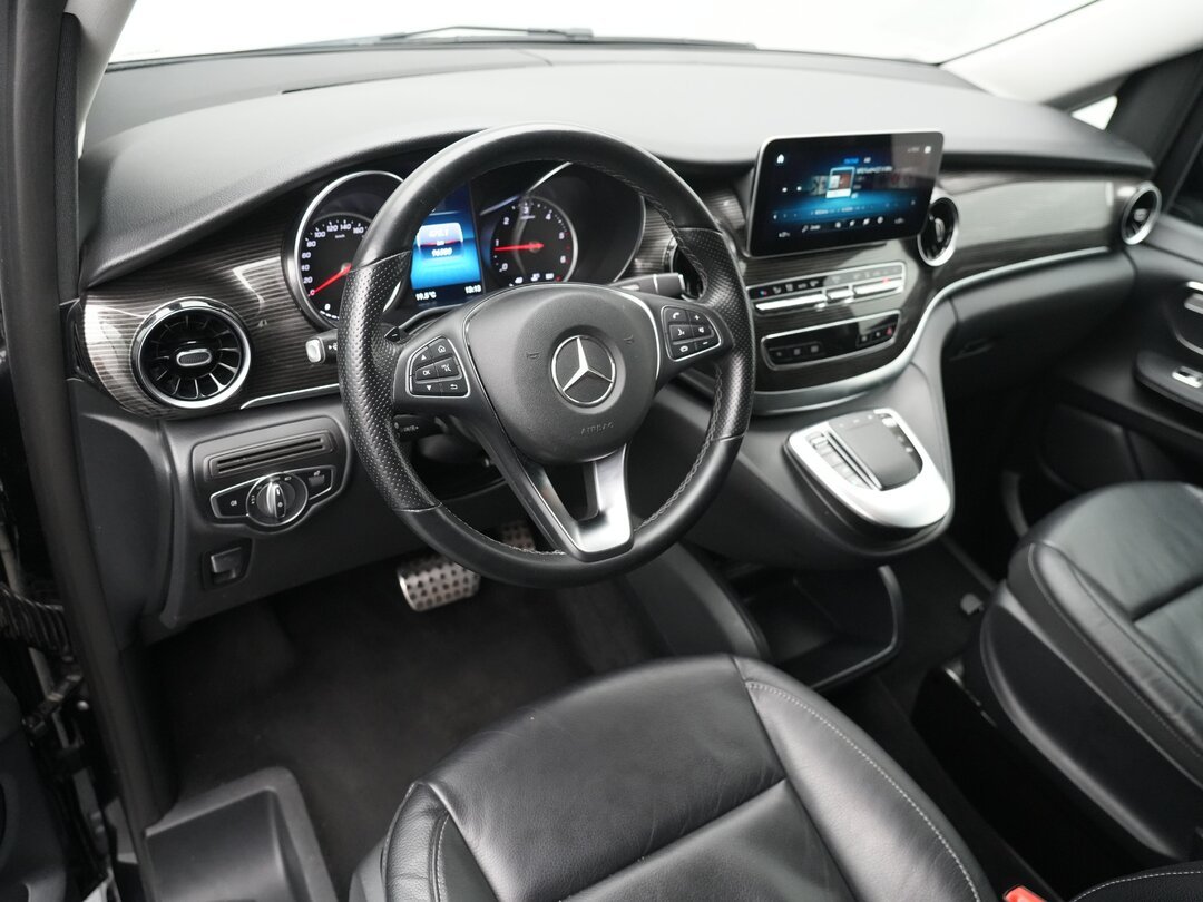 Mercedes V-Klasse 250 Passenger transport Automaat XL Personenvervoer AC/Climate 10"MBUX Carplay Navi Camera LED Euro6 L3H1 – foto 3 – kavel bij BAS World Auctions, Veghel