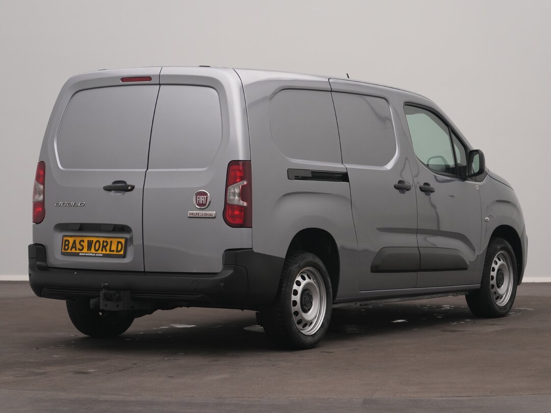 Fiat Doblo 130pk Closed van Automaat L2H1 Airco Navi Carplay Camera Cruise Euro6 Maxi – foto 2 – kavel bij BAS World Auctions, Veghel