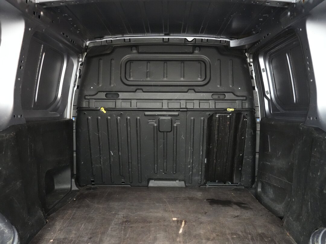Fiat Doblo 130pk Closed van Automaat L2H1 Airco Navi Carplay Camera Cruise Euro6 Maxi – foto 10 – kavel bij BAS World Auctions, Veghel