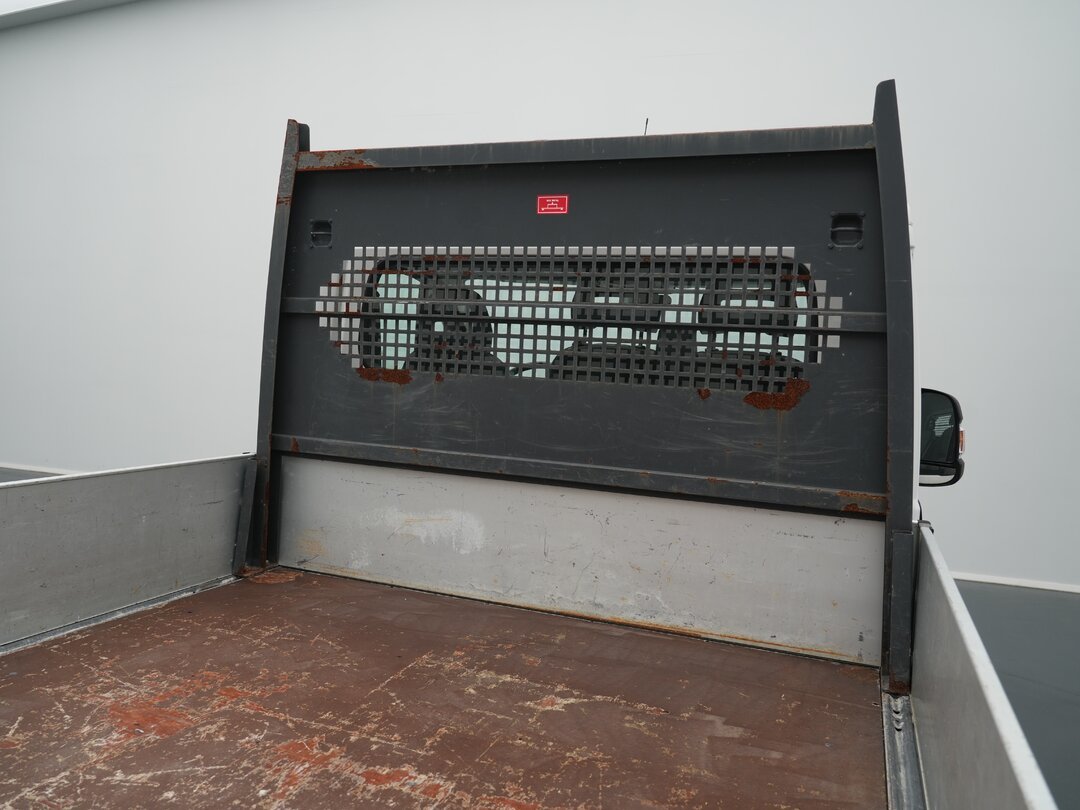 Peugeot Boxer 165PK Open Open Laadbak Airco Navi Trekhaak Euro6 Pritsche Pickup – foto 8 – kavel bij BAS World Auctions, Veghel