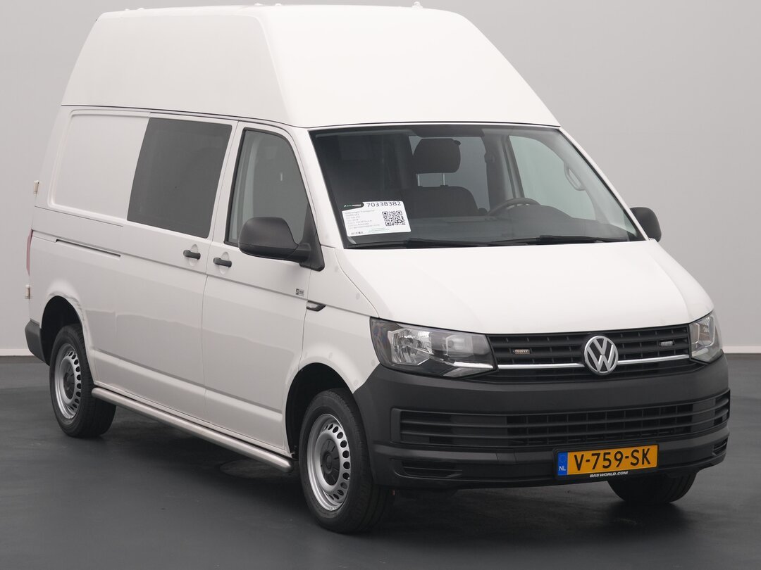 Volkswagen TRANSPORTER 2.0 TDI 150pk DSG L2H3 DC 3200 Trendline Executive+ – foto 2 – kavel bij BAS World Auctions, Veghel