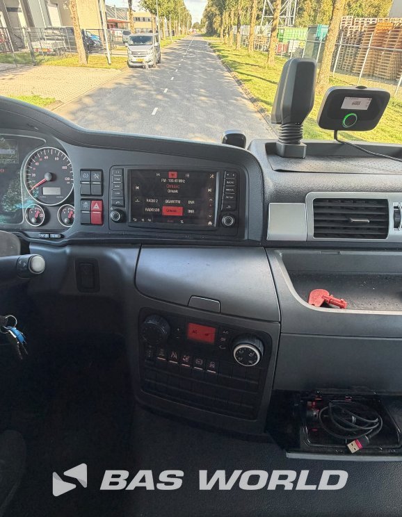 MAN TGM Closed Truck Taillift – foto 7 – kavel bij BAS World Auctions, Veghel