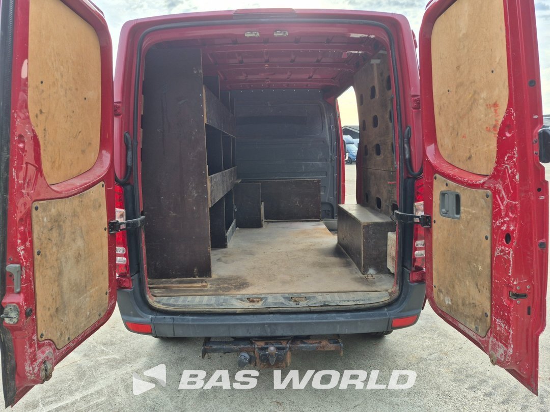 Mercedes Sprinter 210 CDI Closed Van – foto 9 – kavel bij BAS World Auctions, Rotterdam