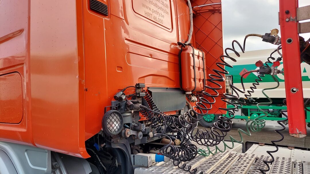 Jans Curtainsides Semi Trailer Tailgate – foto 5 – kavel bij BAS World Auctions, Lummen