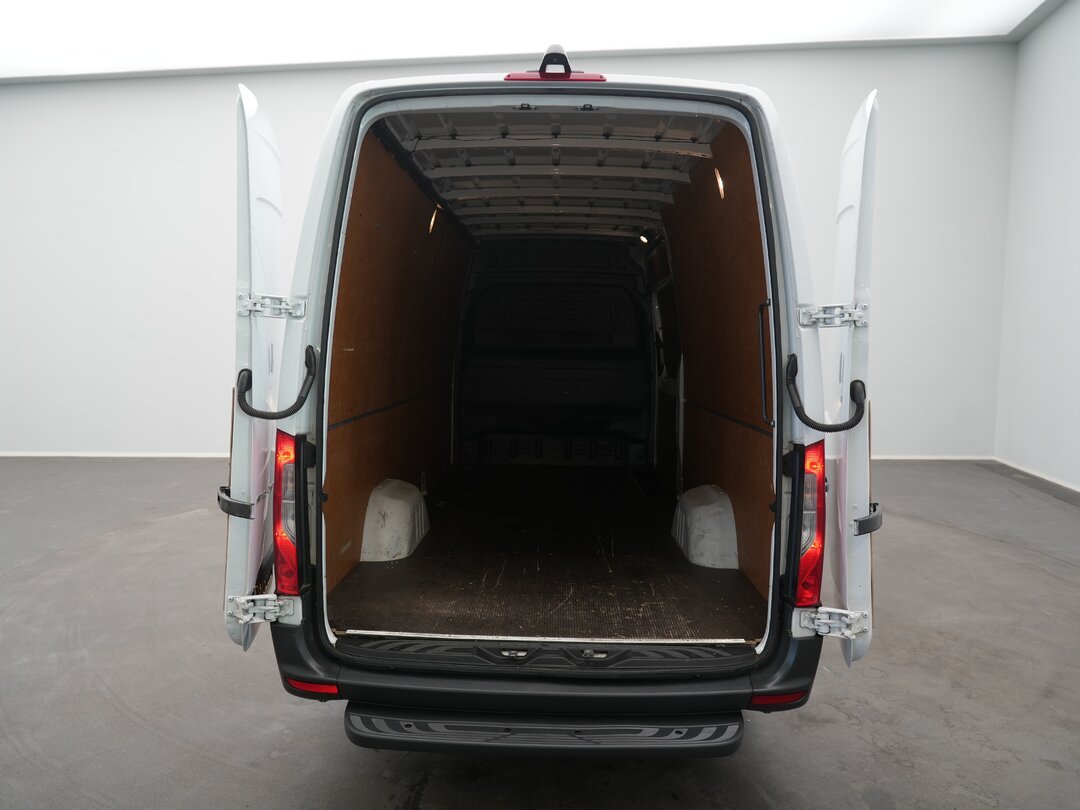 Mercedes Sprinter 315 CDI Closed Van L3H2 New Model AC/Climate 10" Mbux Cruise Control Camera – foto 8 – kavel bij BAS World Auctions, Veghel