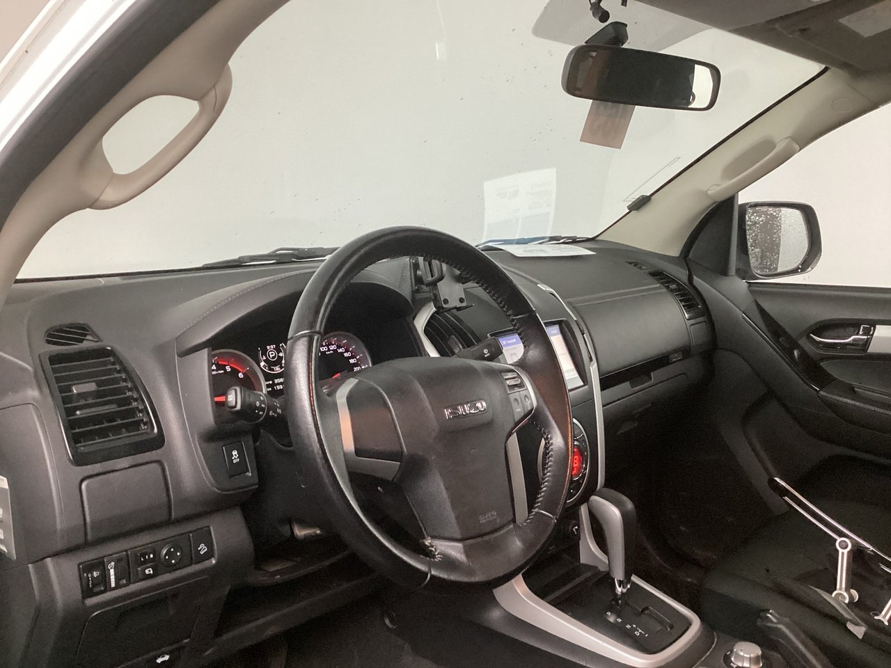 Isuzu D-Max 1.9 Extended Cab X-Country 2020 – foto 10 – kavel bij BAS World Auctions, Veghel