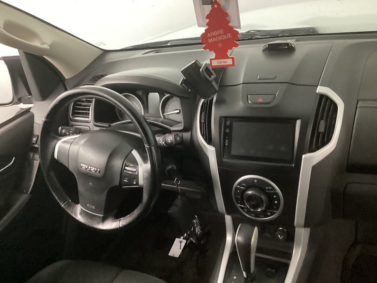 Isuzu D-Max 1.9 Extended Cab X-Country 2019 – foto 7 – kavel bij BAS World Auctions, Veghel