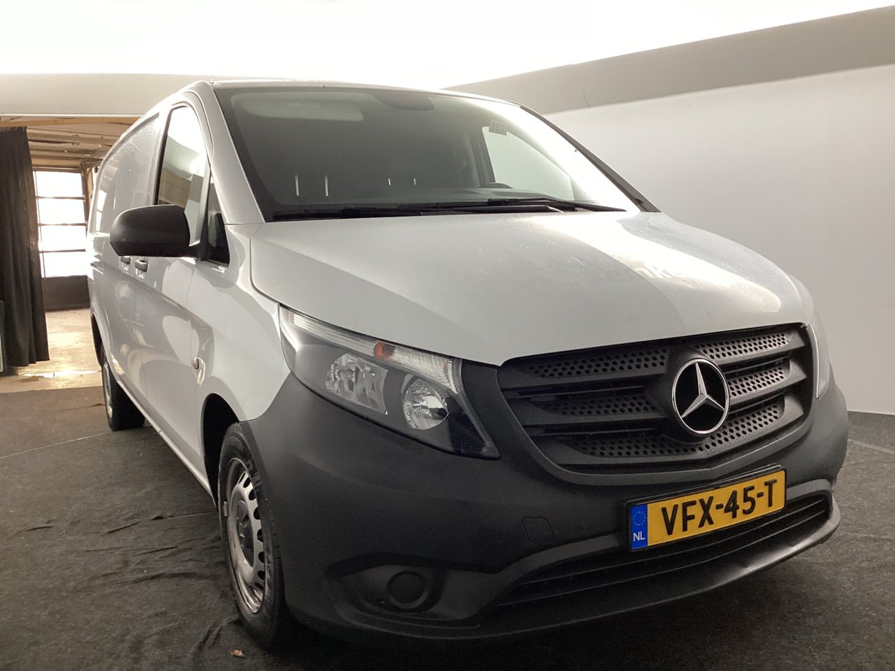Mercedes-Benz Vito 110 CDI Functional Extra Lang 2020 – foto 2 – kavel bij BAS World Auctions, Veghel