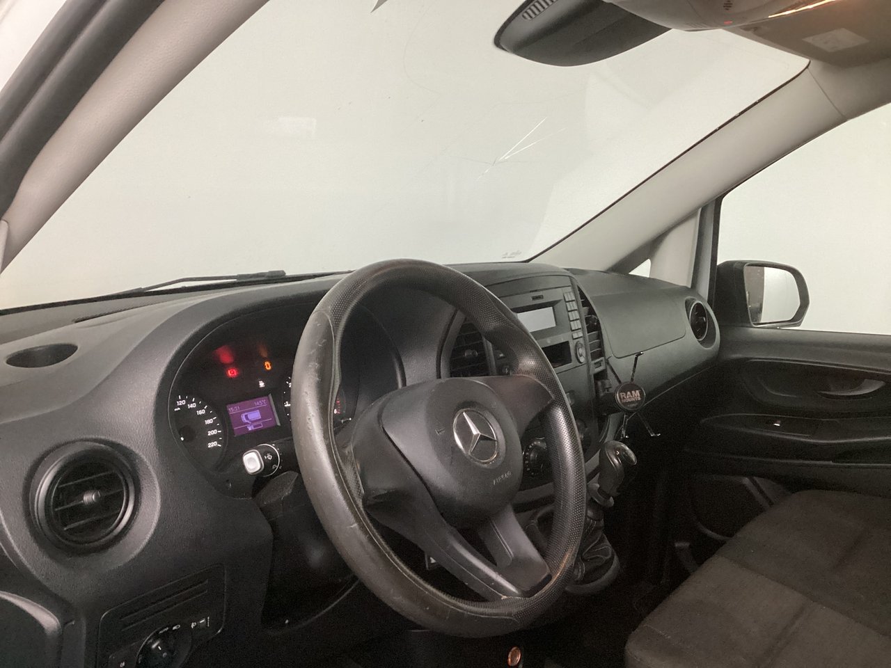 Mercedes-Benz Vito 110 CDI Functional Extra Lang 2020 – foto 5 – kavel bij BAS World Auctions, Veghel
