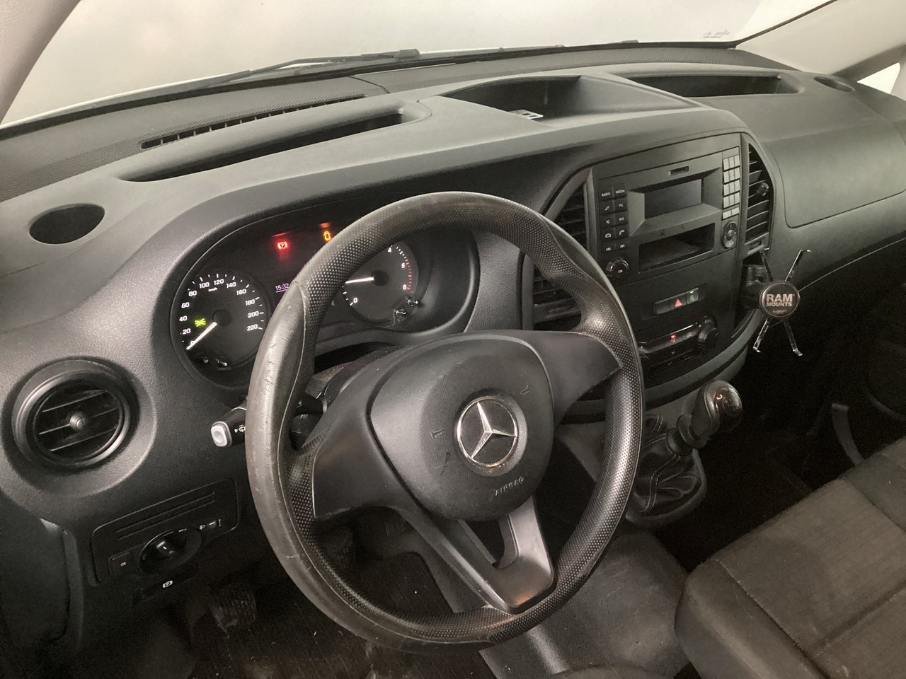 Mercedes-Benz Vito 110 CDI Functional Extra Lang 2020 – foto 7 – kavel bij BAS World Auctions, Veghel