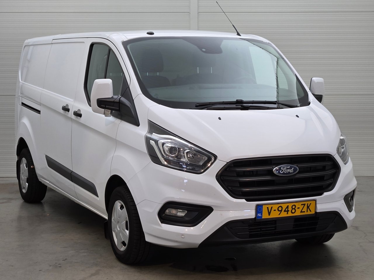 Ford Transit Custom 300 2.0 TDCI L2H1 Trend 2019 – foto 2 – kavel bij BAS World Auctions, Veghel