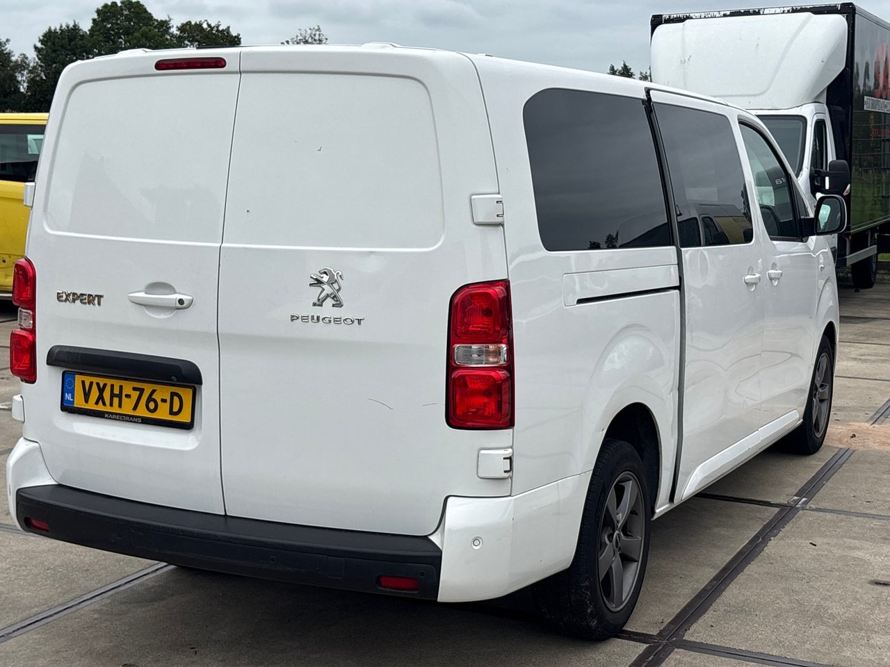 Peugeot Expert 2.0 BlueHDI 180 Long Premium DC 2020 – foto 5 – kavel bij BAS World Auctions, Veghel