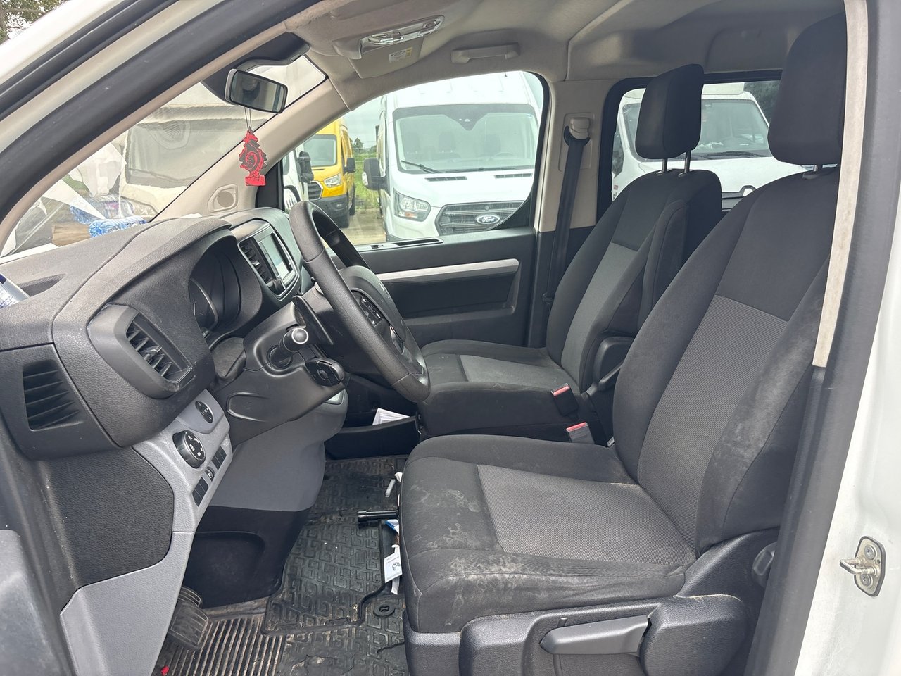 Peugeot Expert 2.0 BlueHDI 180 Long Premium DC 2020 – foto 6 – kavel bij BAS World Auctions, Veghel