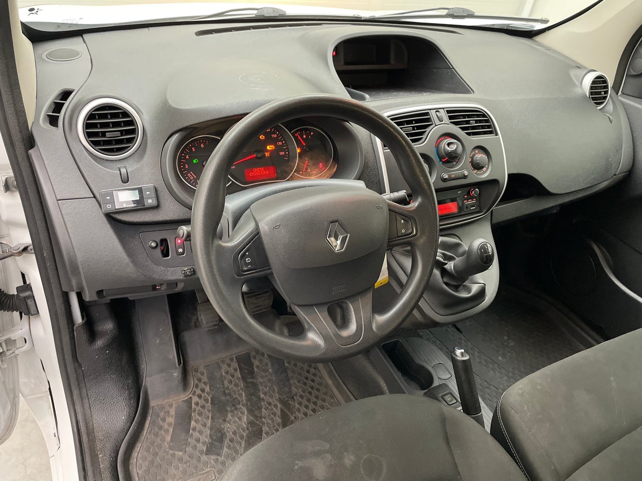 Renault Kangoo 1.5 dCi 90 Energy Comfort Maxi 2017 – foto 8 – kavel bij BAS World Auctions, Veghel