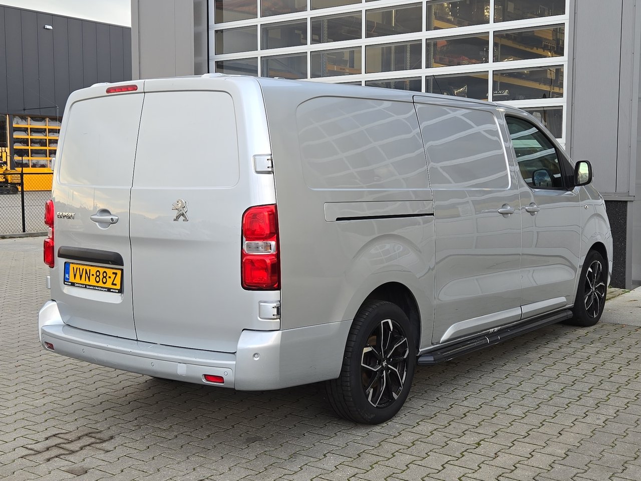 Peugeot Expert 231L 2.0 BlueHDI 120 Pro 2017 – foto 5 – kavel bij BAS World Auctions, Veghel