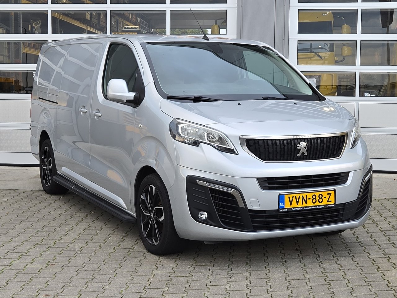 Peugeot Expert 231L 2.0 BlueHDI 120 Pro 2017 – foto 3 – kavel bij BAS World Auctions, Veghel