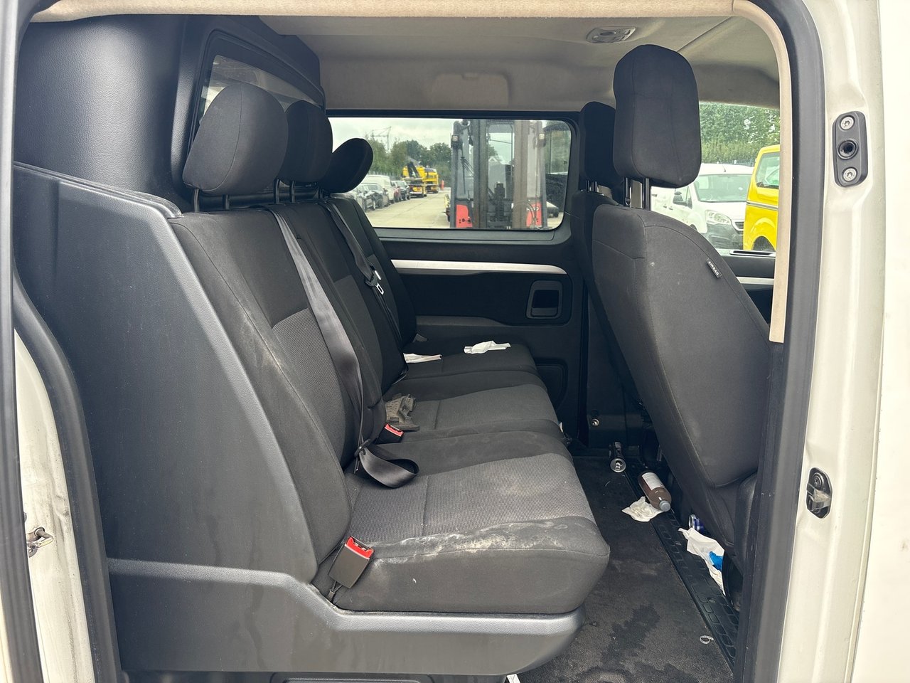Peugeot Expert 2.0 BlueHDI 180 Long Premium DC 2020 – foto 10 – kavel bij BAS World Auctions, Veghel