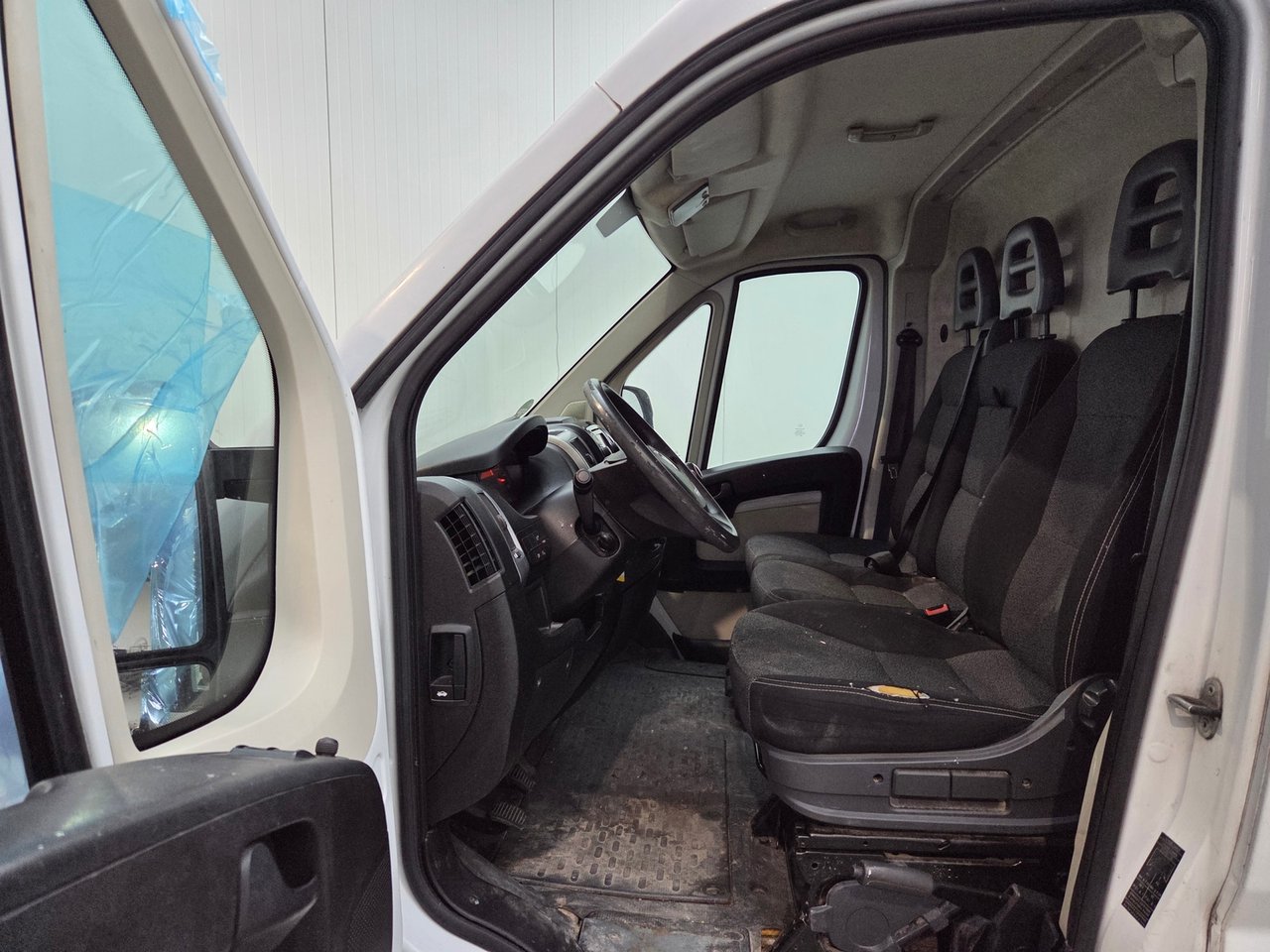 Fiat Ducato 30 2.3 MultiJet L2H2 2016 – foto 10 – kavel bij BAS World Auctions, Veghel