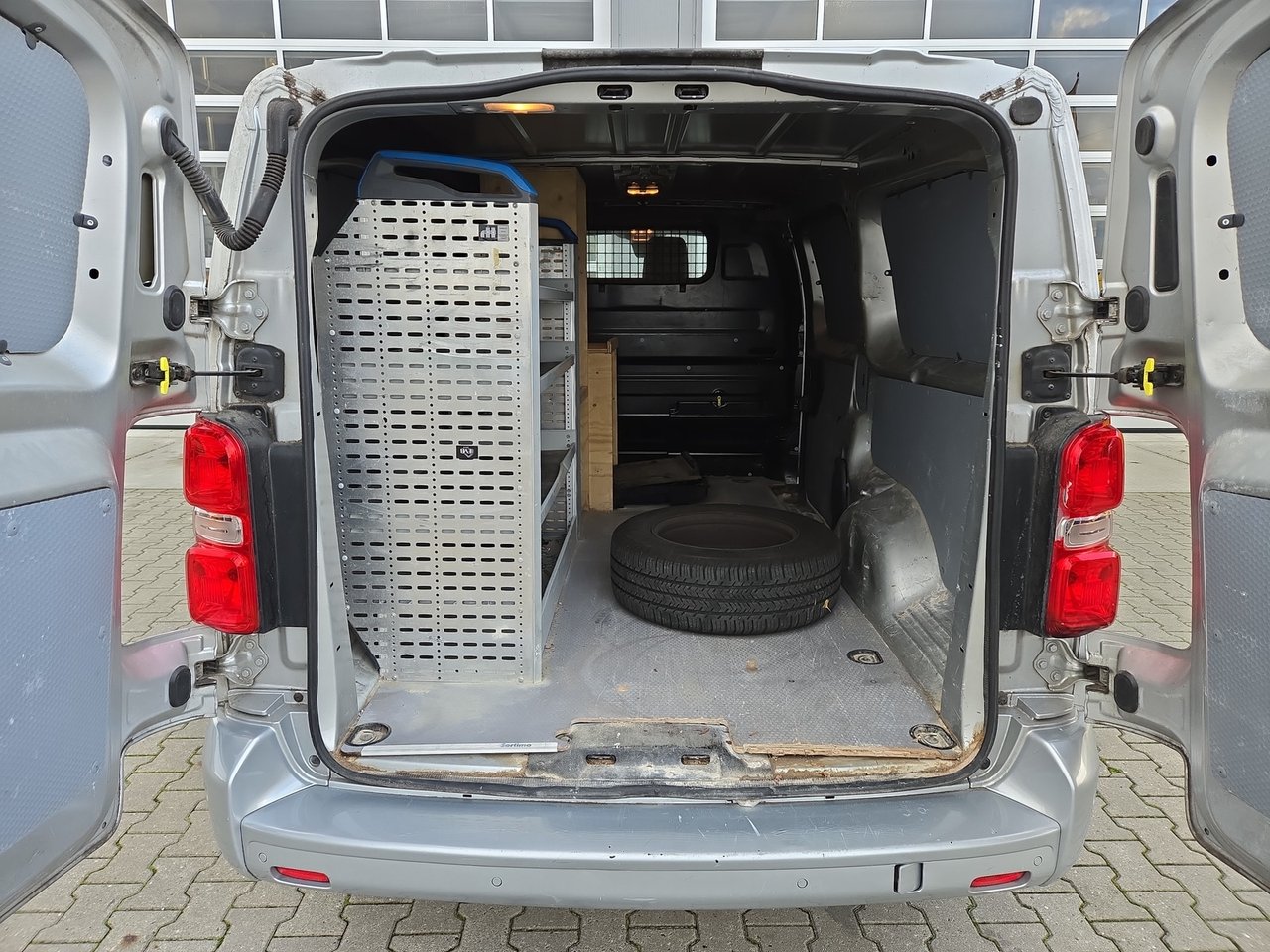 Peugeot Expert 231L 2.0 BlueHDI 120 Pro 2017 – foto 9 – kavel bij BAS World Auctions, Veghel
